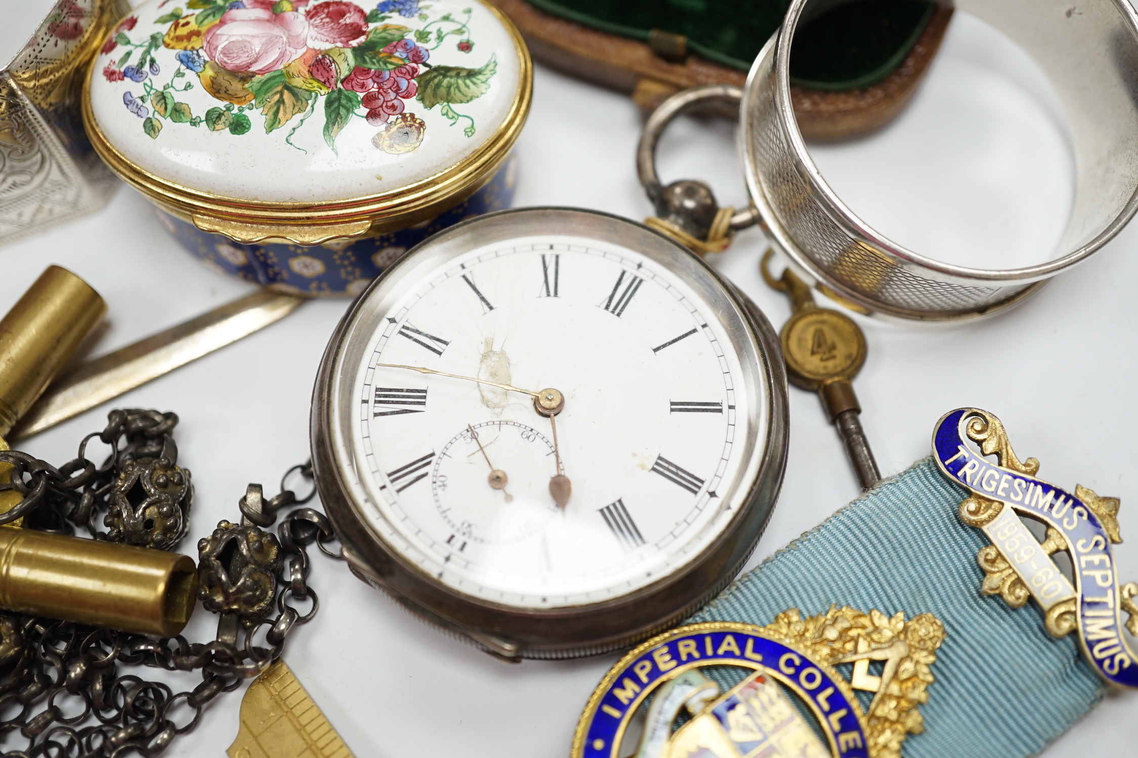 A small group of jewellery, silver and other collectables including a modern silver meat skewer, 20.6cm, silver napkin rings, Swiss 935 white metal pocket watch, unmounted cut stones, pen, opera glasses etc.